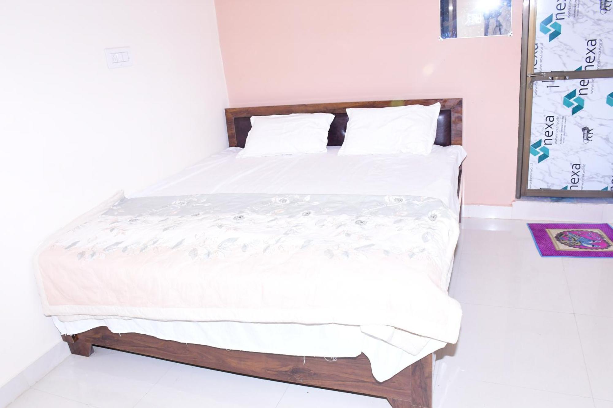 Shree Ram Hotel Ayodhya Екстериор снимка